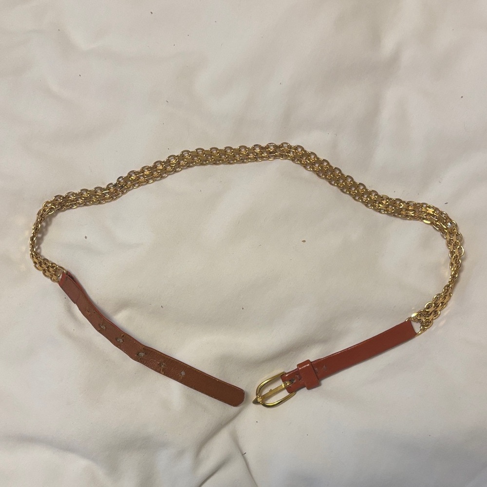 Gold chain/link belt with leather strap/Metal buckle
